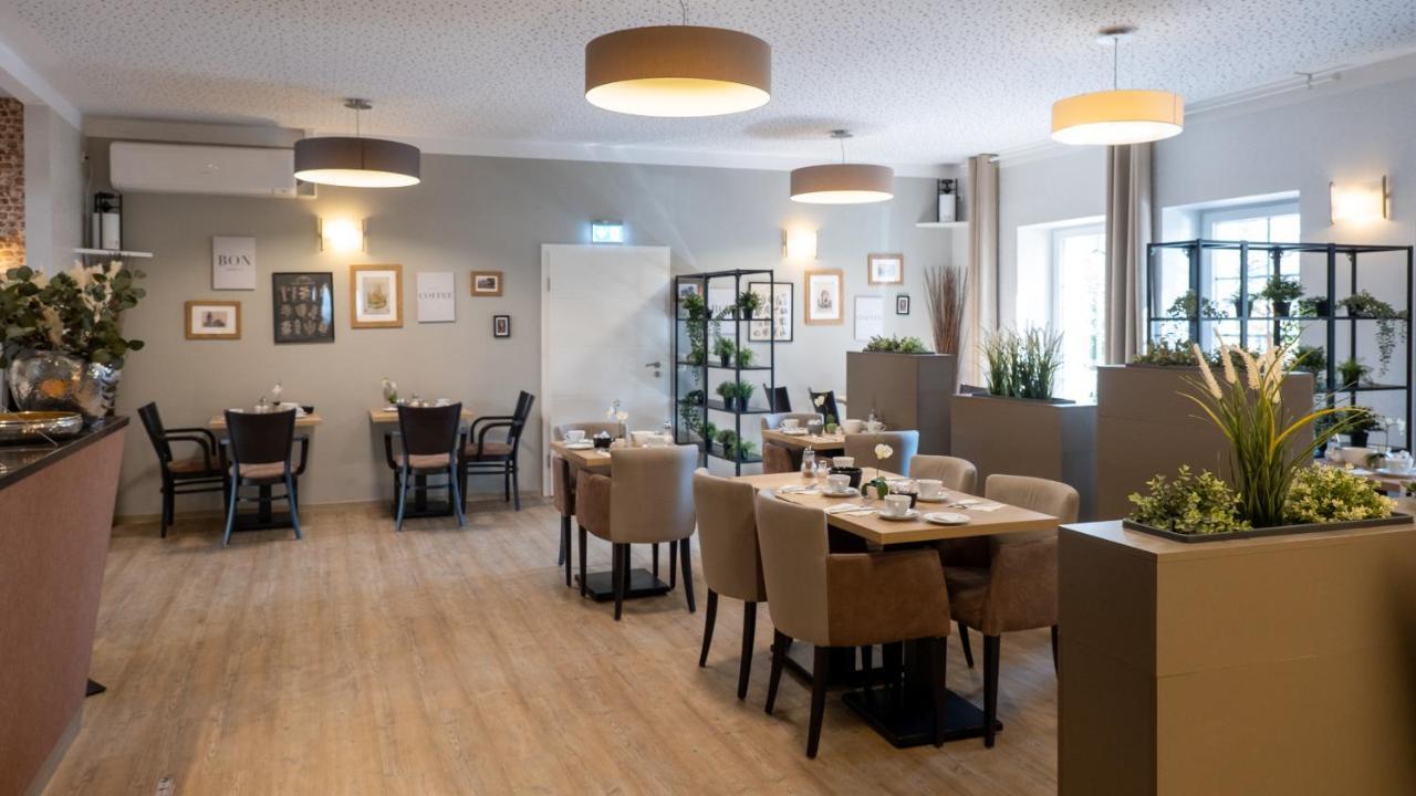 Hotel Am Uenglinger Tor Stendal Εξωτερικό φωτογραφία